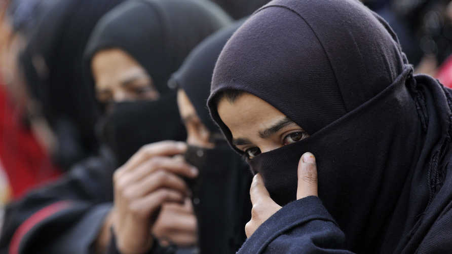 الإيقاع بشبكة إتجار بالبشر في العراق تغري الفتيات عبر إنستغرام