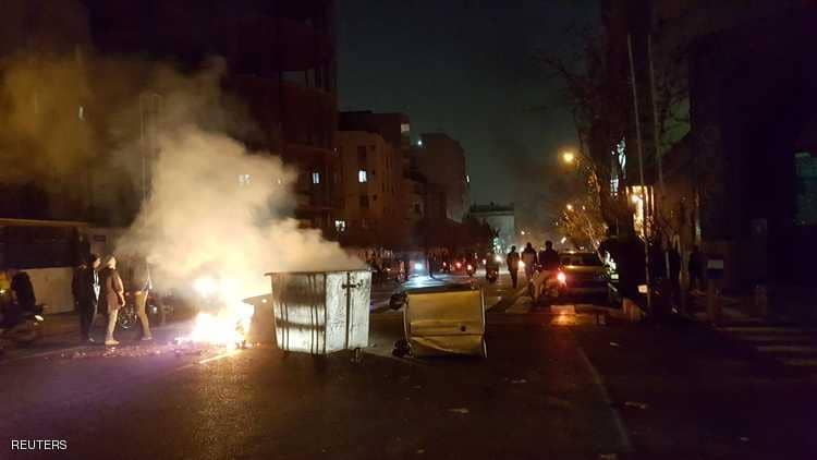 إيران تعترف بمقتل 10 أشخاص في الاحتجاجات
