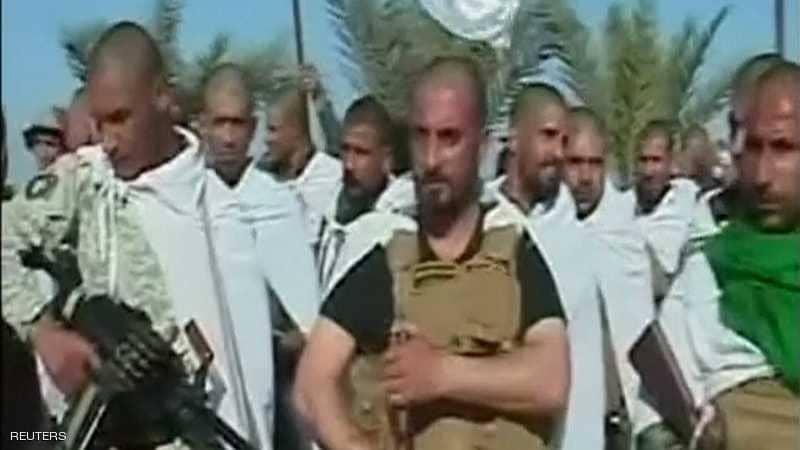 تعتزم الولايات المتحدة خفض العدد الأقصى للاجئين المسموح باستقبالهم في البلاد العام المقبل، بشكل غير مسبوق في تاريخ الولايات المتحدة. وأعلنت إدارة الرئيس الأميركي، دونالد ترامب، الإثنين أن العدد الأقصى للاجئين الذين ستستقبلهم الولايات المتّحدة في 2019 في إطار برنامج إعادة التوطين لن يزيد عن 30 ألفاً فقط، مقابل 45 ألفاً هذا العام وحوالى 85 ألفاً في 2016.  وقال وزير الخارجية الأميركي، مايك بومبيو إن هذا العدد يتعلّق باللاجئين الذين تختارهم وكالات الأمن والاستخبارات الأميركية، في مخيّمات اللاجئين حول العالم.  وأشار موبيو  إلى أن الحكومة الأميركية تعتزم كذلك “درس أكثر من 280 ألف طلب لجوء” تقليدي في العام 2019 “، ستضاف إلى أكثر من 800 ألف طالب لجوء موجودين حالياً في الولايات المتحدة” وينتظرون ردّاً على طلباتهم.