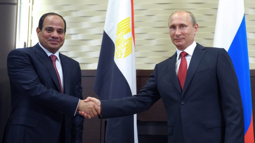 بسبب إنتقالها إلى المعسكر الروسي الإيراني .. إسرائيل تترقب التحولات المصرية بترقب حذر !