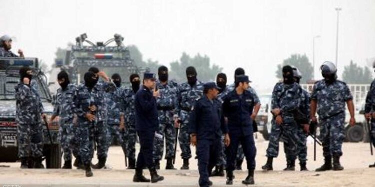 الكويت.. تحبط عملية استهداف أماكن عبادة ومعسكرات أمنية