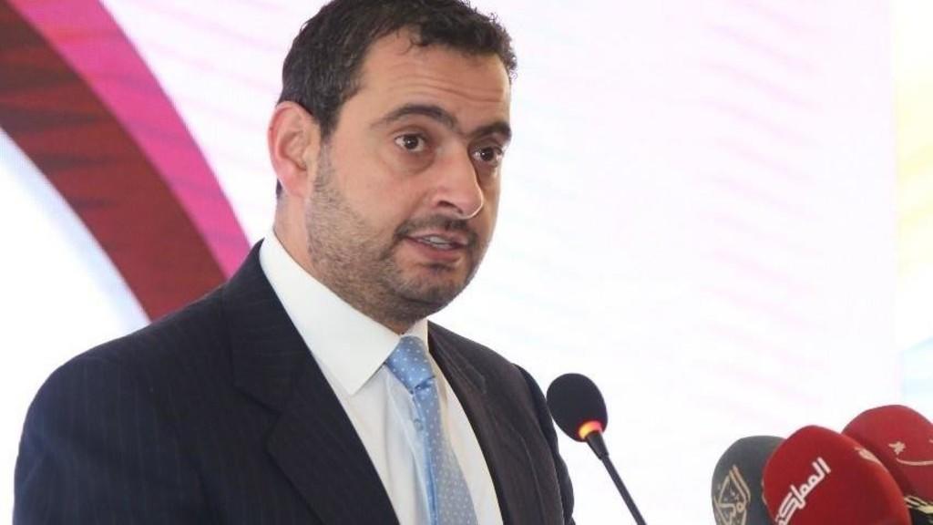 وزير الصناعة : السماح لصالونات الحلاقة بفتح أبوابها