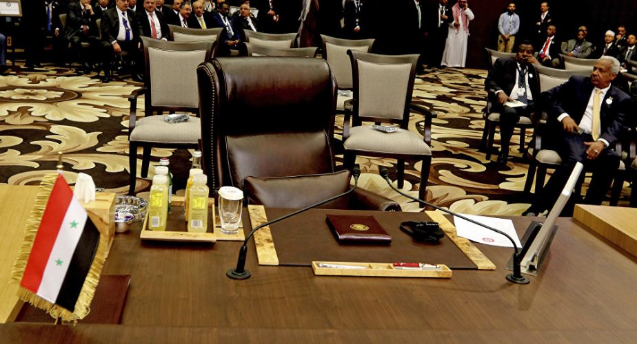 بانتظار قرار عربي .. “قمة بيروت” الاقتصادية تضع “لبنان” في موقف محرج أمام “سوريا” !