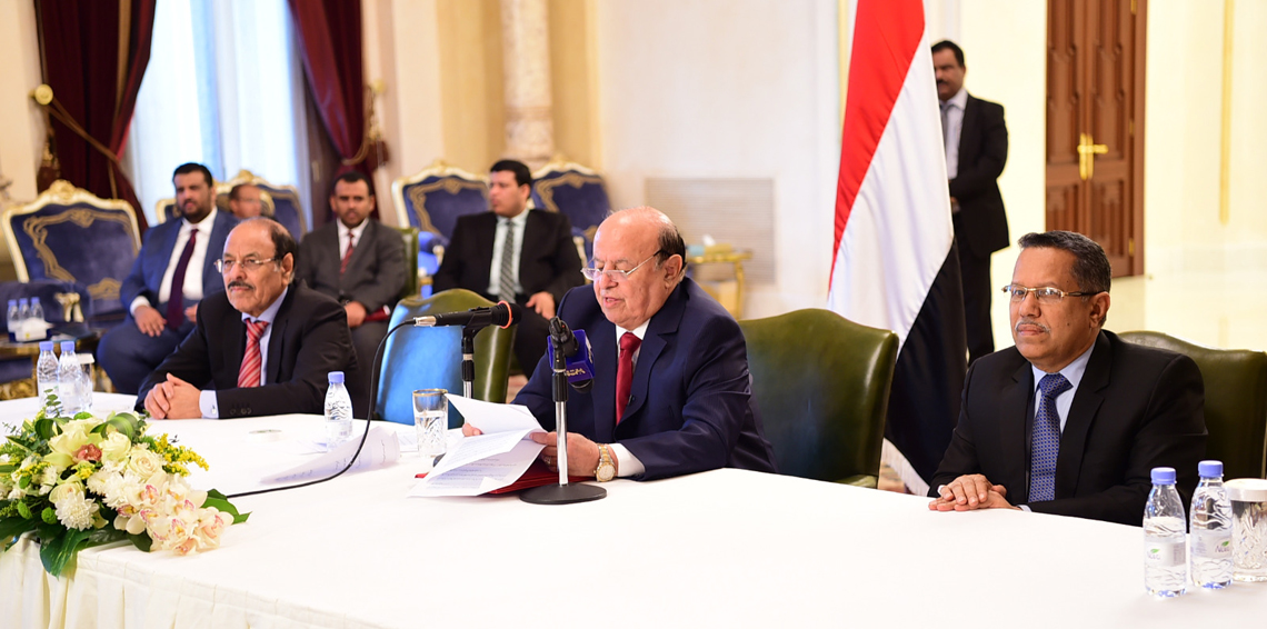 حكومة هادي تعيد ترتيب أوراقها وفق مقتضيات مرحلة حسم الملف اليمني