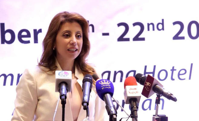مركز نيوتري للتغذية يحتفي بالمحاضرة القيمة للدكتورة سناء السخن حول مرض السرطان