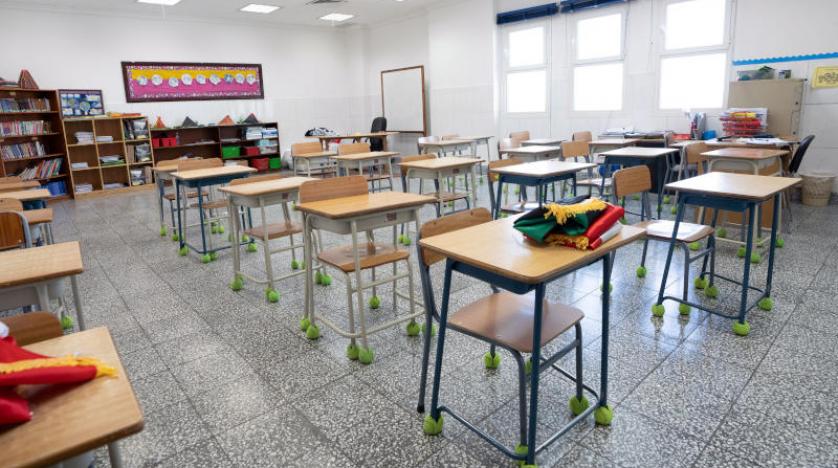 قطر تعلّق الدراسة في المدارس والجامعات والإمارات تعلن عن 14 إصابة جديدة
