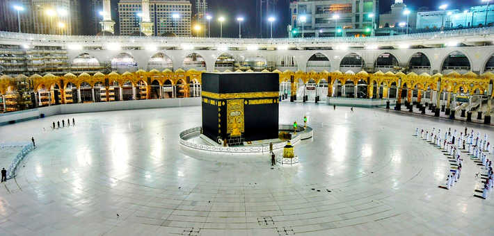 السعودية ترفع عدد الحجاج هذا العام إلى مليون من داخل المملكة وخارجها بعد تقلص المخاوف الصحية