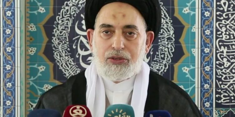 “فيديو” تعرض منزل امام جمعة النجف صدر الدين القبانجي لهجوم صاروخي