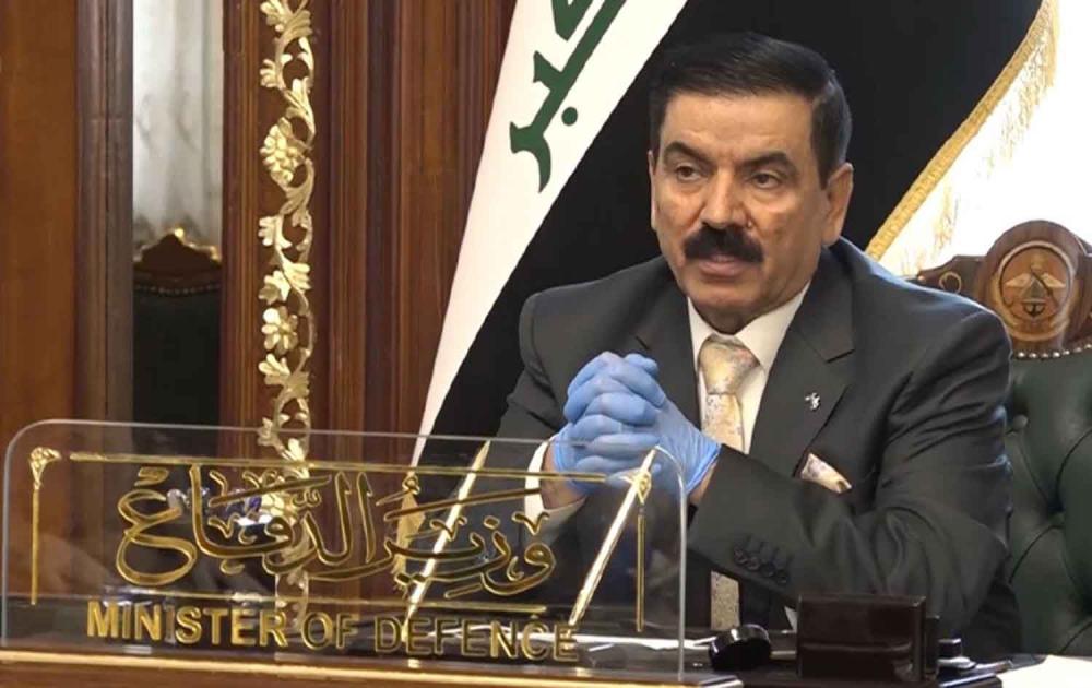 وزير الدفاع العراقي يحذر من اندلاع حرب أهلية