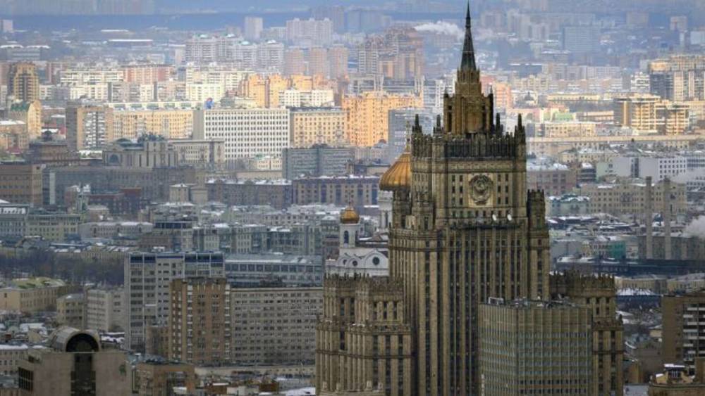 روسيا تغلق قنصليات لدول البلطيق وتعلن جميع موظفيها شخصيات غير مرغوب فيها