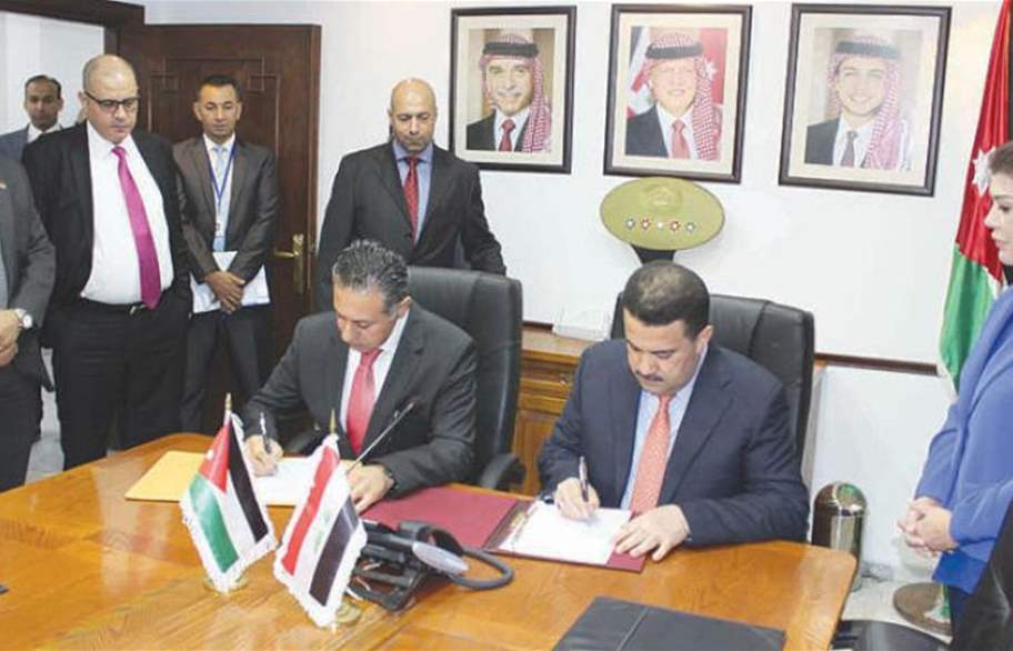 العراق يطلب من الأردن نقل خبراته في تطوير الصناعة ويستعجل إنشاء مدينة صناعية على الحدود بينهما