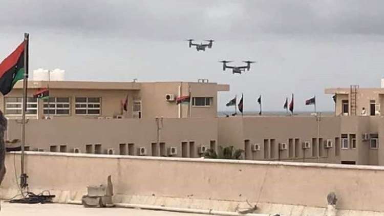 السفير الأمريكي يصل العاصمة الليبية طرابلس تحت حراسة مشددة