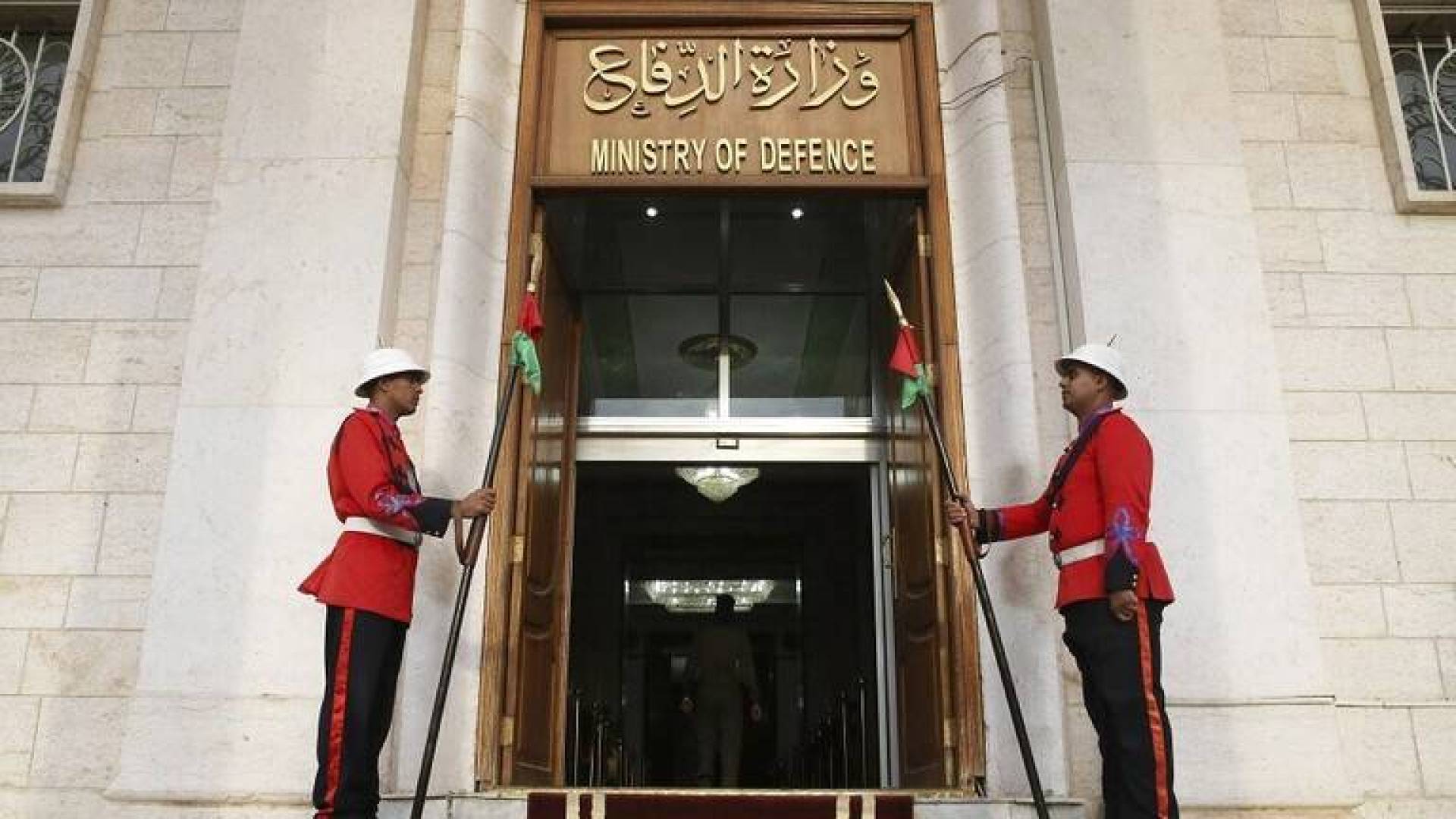الدفاع” العراقية ترفض تهديدات سفير إيران ببغداد ضد القوات الأميركية