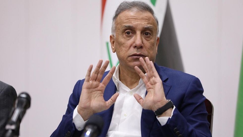 الكاظمي ينفي “علاقة” الحكومة العراقية بمقتدى الصدر ويتوقع “تغييرا وزاريا”