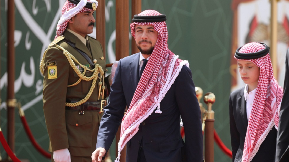 الديوان الملكي يعلن إصابة ولي العهد بكورونا