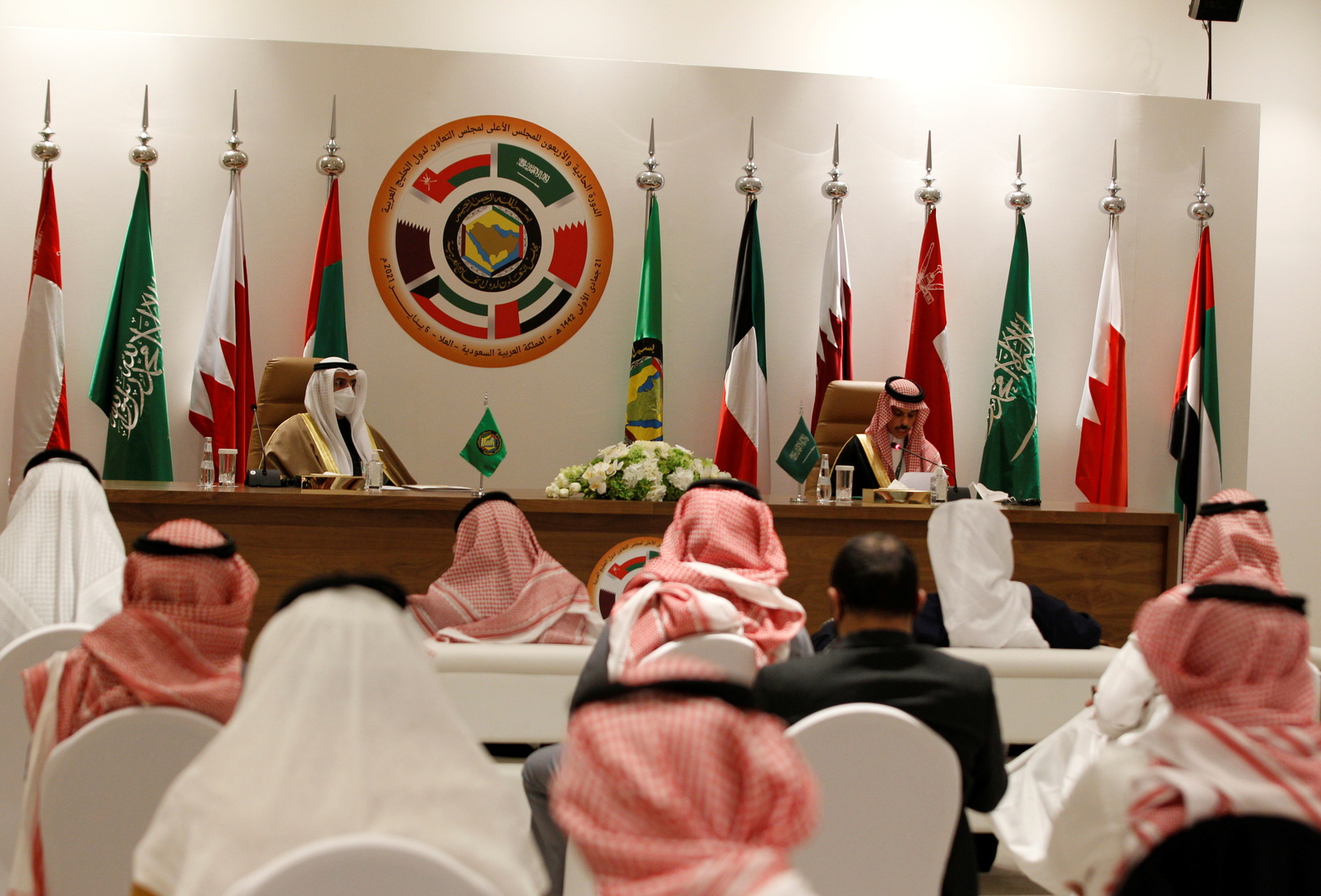 القمة الخليجية الـ42 في السعودية.. المشاركون والغائبون