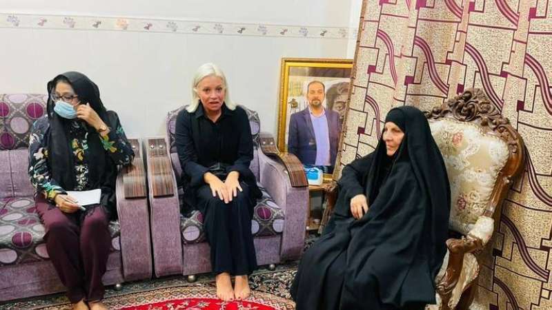 مسؤولة أممية تزور والدة إيهاب الوزني