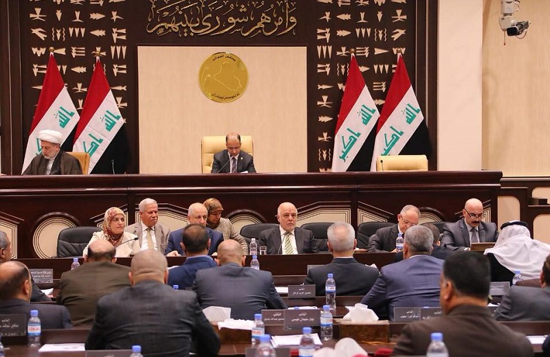 العبادي يحث نواب البرلمان على تجاوز الخلافات وإقرار الموازنة الاتحادية