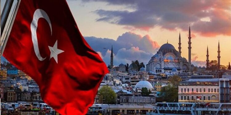 صحيفة تركية: أمريكا هددت رجال أعمالنا بشأن التجارة مع روسيا