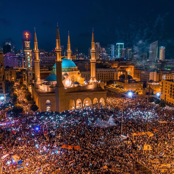 استمرار الاحتجاجات.. هكذا بدا لبنان صباح “يوم الحسم”