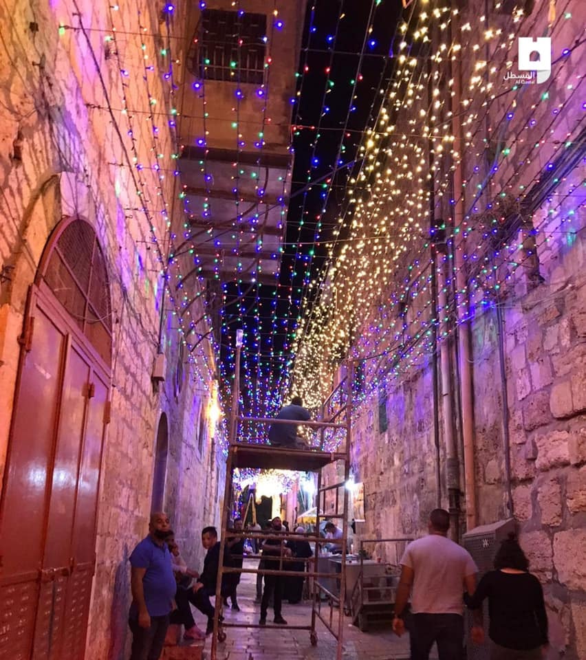 القدس تتزيّن لاستقبال رمضان