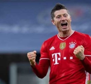 اختيار ليفاندوفسكي أفضل لاعب في العالم 