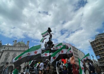 تظاهرات سورية حاشدة في لندن تطالب برحيل “بشار الاسد”