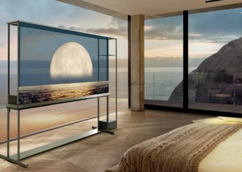 تلفزيون إل جي OLED الشفاف والأول في العالم بتقنيةK 4 لتجربة شاشة جديدة