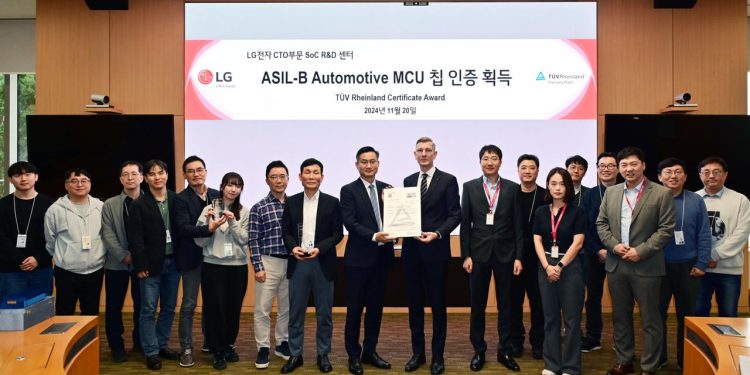 تكريم إل جي عن الابتكار من خلال أول وحدة MCU معتمدة للسيارات