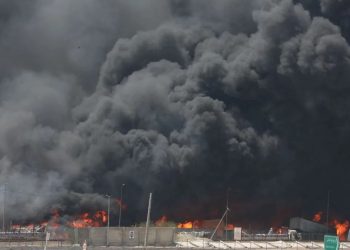 “مجاهدو خلق” تنفي تعاونها مع إسرائيل.. وربطها بـ”بندر عباس”