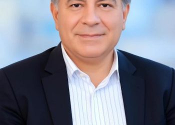 العراق المحتل : نخب سياسية على الورق ولصوص وفاسدون بالواقع 