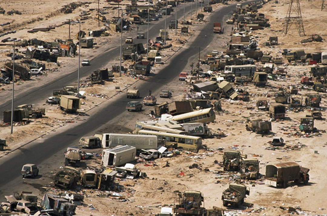 الدور العربي الرسمي في غزو وتدمير العراق