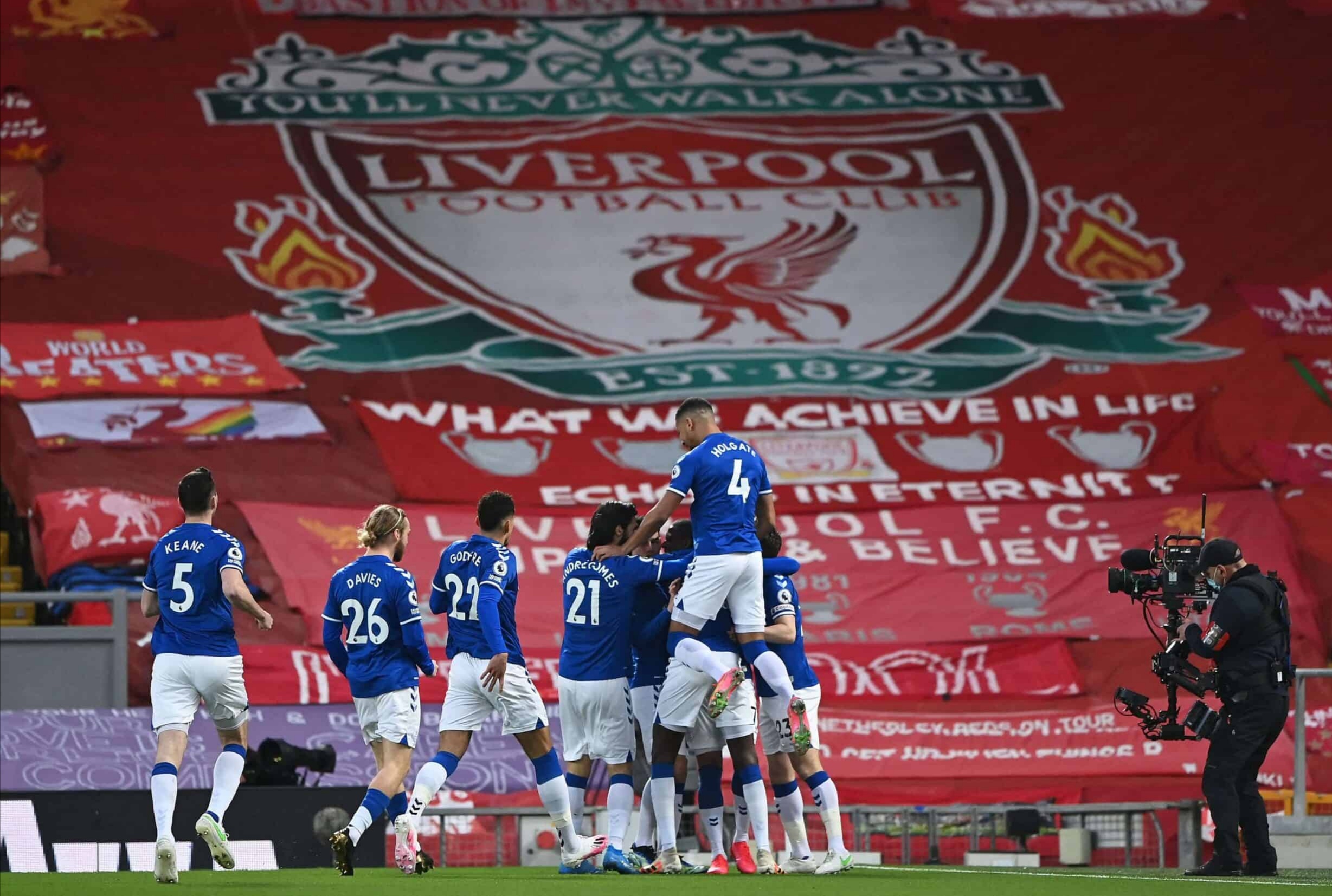 إيفرتون بطل ديربي الميرسيسايد..ودفاع ليفربول مُباح للجميع!
