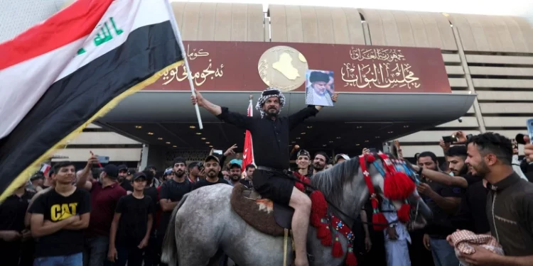 “صحيفة أمريكية”…الاضطرابات العراقية فرصة لإضعاف إيران
