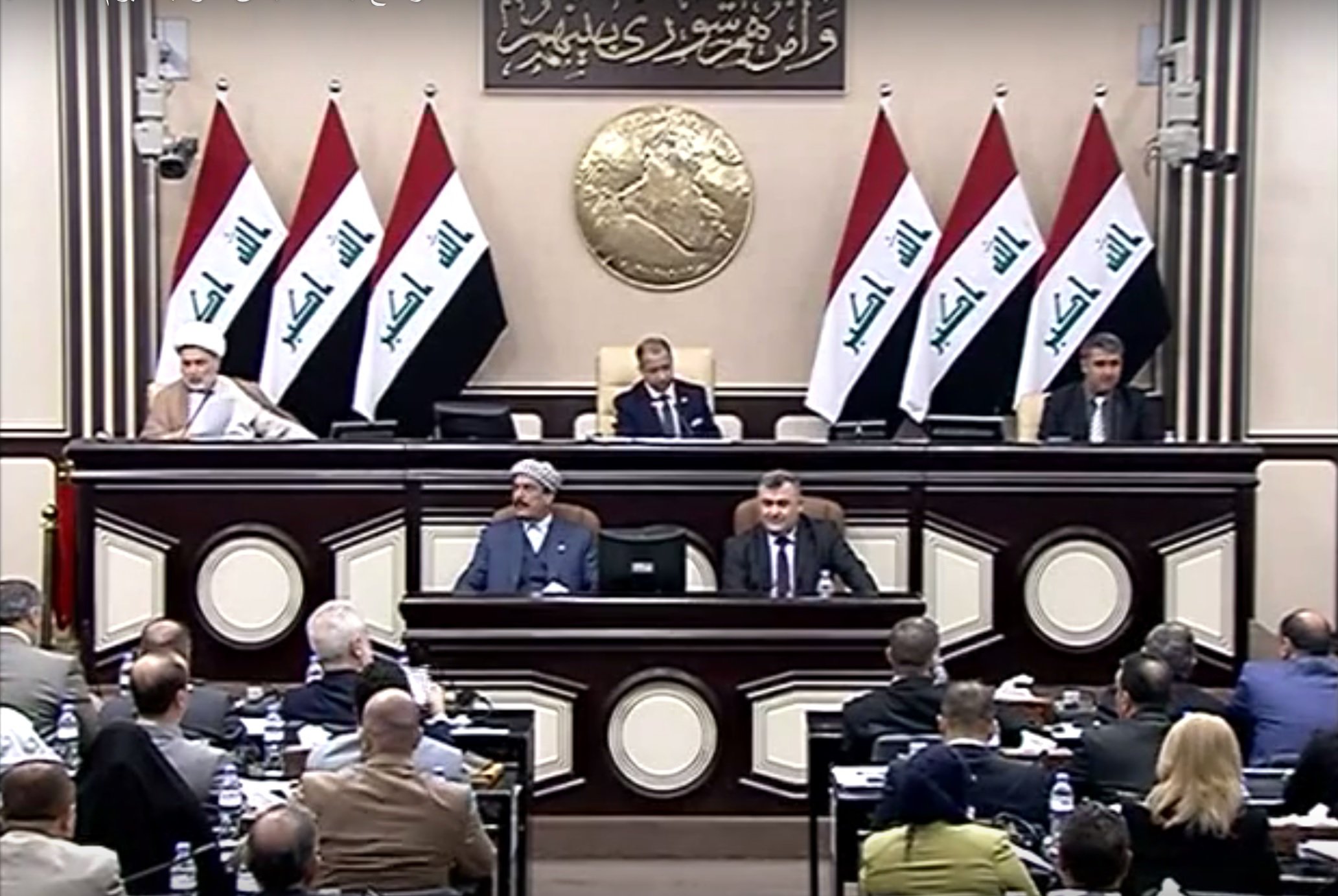 العراق يحدّد موعد الانتخابات البرلمانية ويحظر مشاركة الأحزاب ذات الأجنحة المسلحة