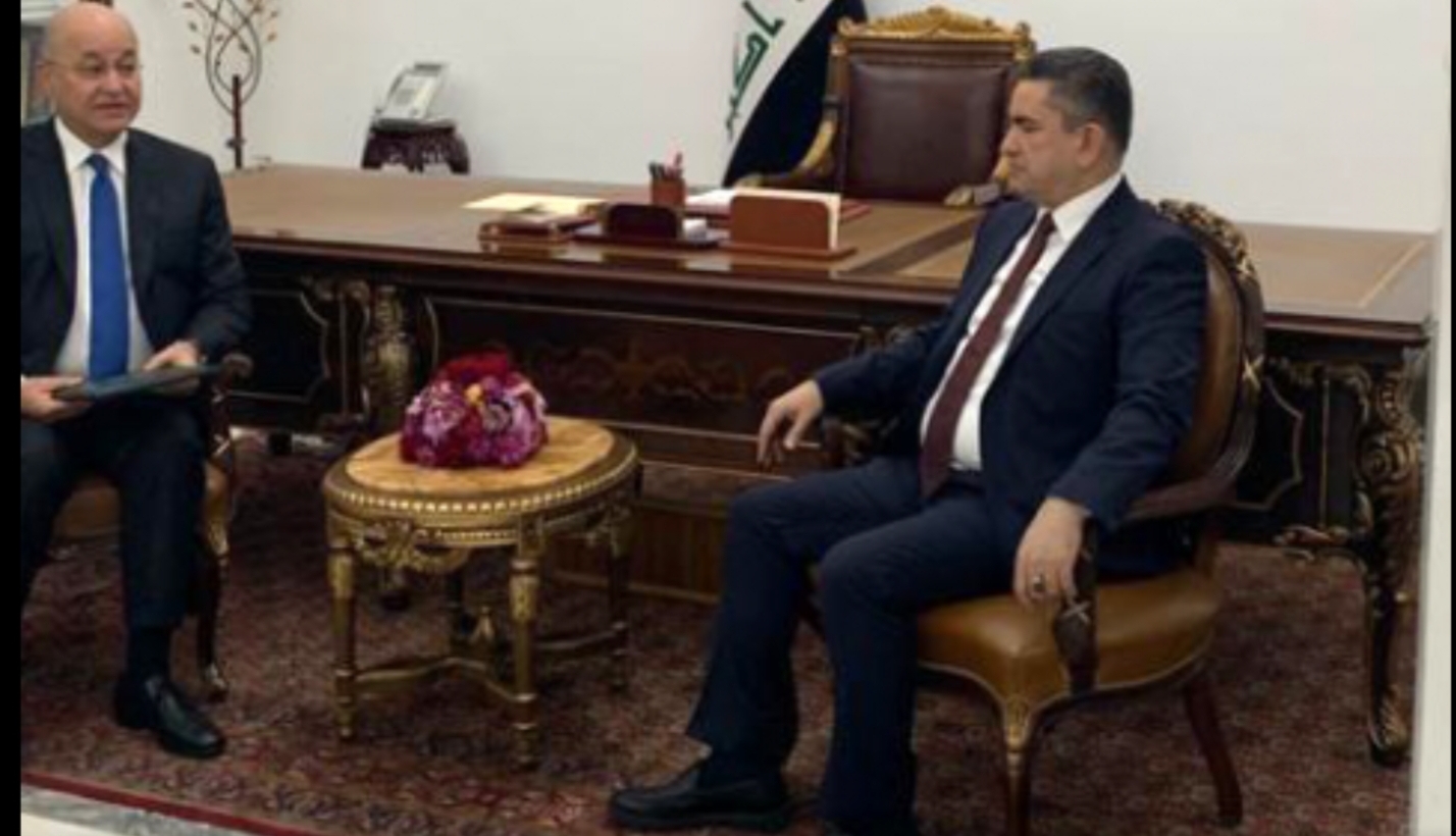 وسط رفض المتظاهرين: برهم صالح يكلف الزرفي بتشكيل الحكومة