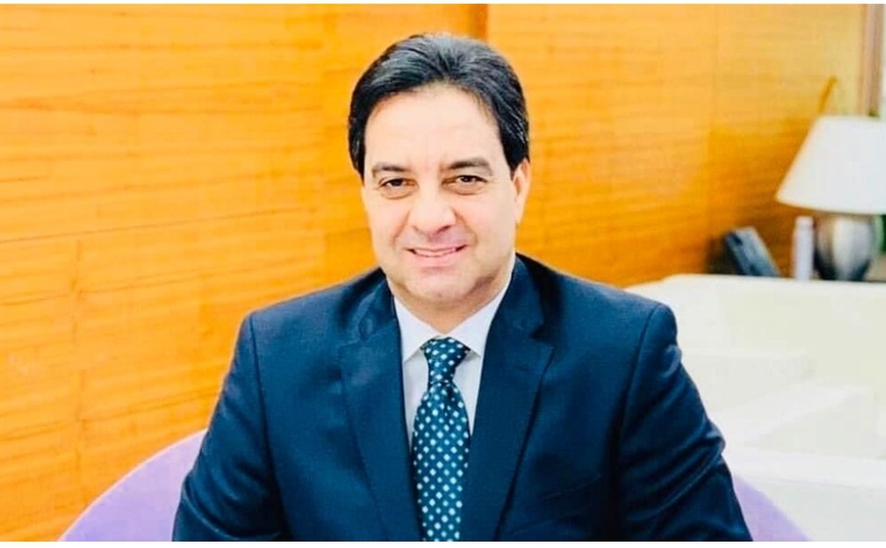 الكابتن احمد راضي يغادر المستشفى “متعافيا”