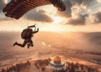 فِلَسْطِينُ تَحْمِيكِ مِنَّا الصُّدُورُ  … فَإِمَّا الحَيَاةُ وَإِمَّا الرَّدَى   