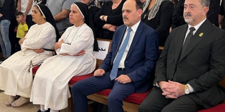 الجالية العراقية في الأردن تشيد بجهود القائم بأعمال السفارة وكادره المتميز تجاه العراقيين