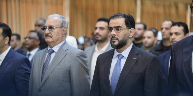 المشير حفتر ورئيس الحكومة يدشنان مشروع استكمال 20 ألف وحدة سكنية في مدينة بنغازي
