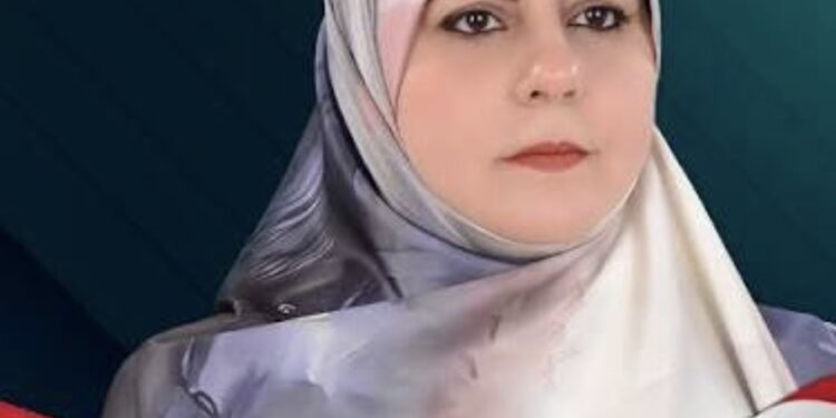 عندما يتوهم الجهلاء أن تاريخ بلدٍ كالعراق يبدأ من عتبةِ كرسّيٍ سياسي”اسراء الحجيمي” مثالا
