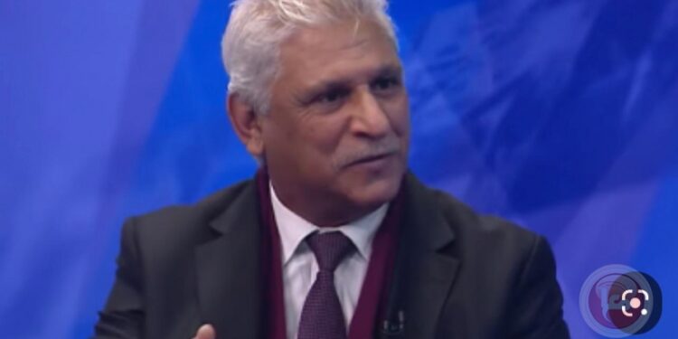 ولامستْ يدُ الخلاص زِنادَ الواجب