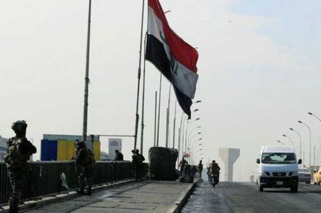 السلطات العراقية تعيد فتح جسر بعد إغلاقه لشهور بسبب الاحتجاجات