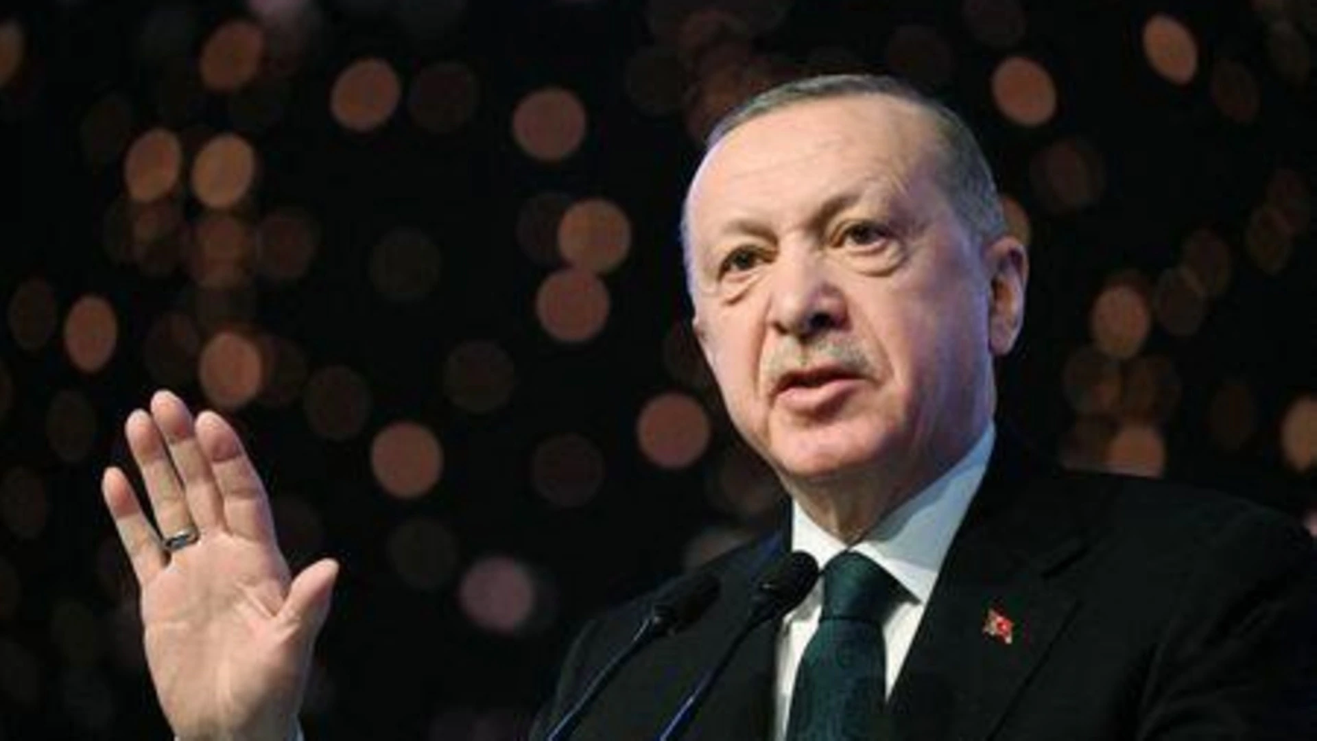 أردوغان يندد “بالتدخل” الإسرائيلي في المسجد الأقصى