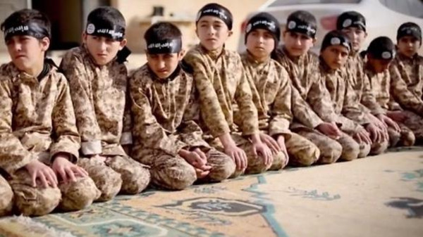 صغار داعش الالمان في العراق.. عودة وخضوع لفحص الحامض النووي