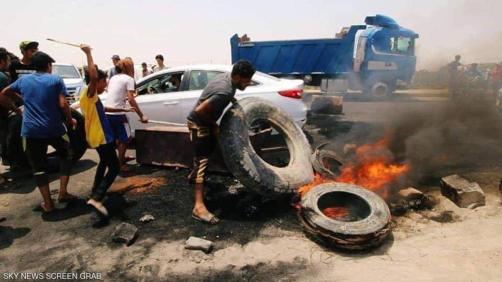 أهالي البصرة “يغلقون الحدود” مع إيران
