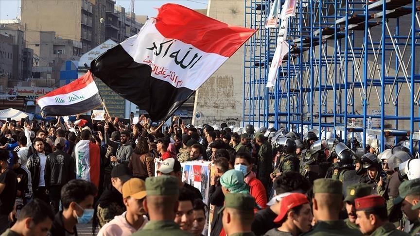 استقالة محافظ ذي قار إثر إصابة متظاهرين بالرصاص