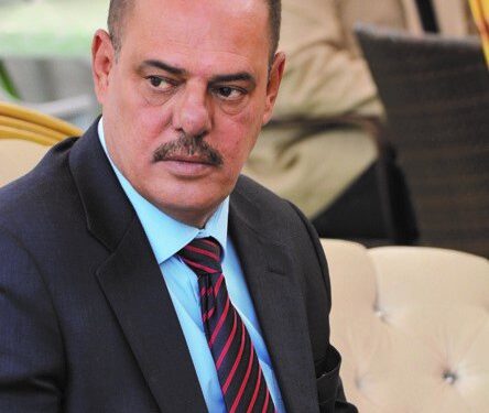 لجنة برلمانية تخاطب المساءلة والعدالة بشأن انتساب نقيب الصحفيين لحزب البعث “المنحل”. 