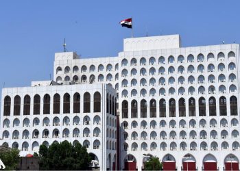 قائمة السفراء المرتقبة: اغتيال للكفاءة وتكريس للمحاصصة الحزبية والطائفية للدبلوماسية العراقية