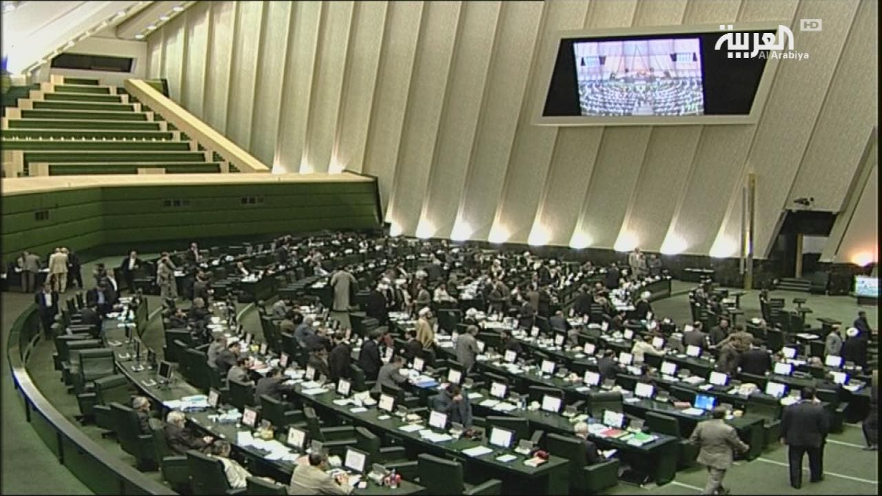 برلماني إيراني يعترف: السلطات اعتقلت 7 آلاف خلال التظاهرات
